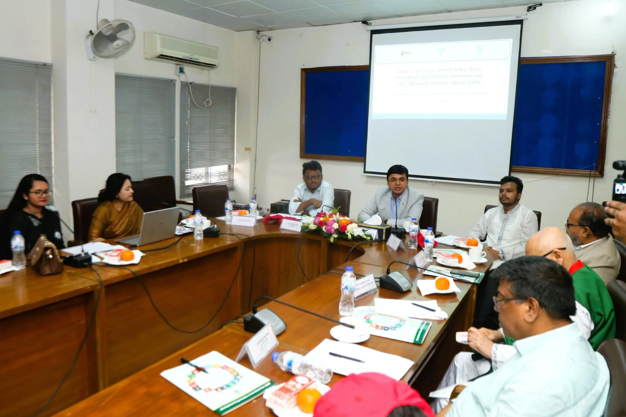 তামাক ও ধূমপানমুক্ত ক্যাম্পাস নিশ্চিত করতে ঢাবিতে মতবিনিময় সভা — ছবি 3